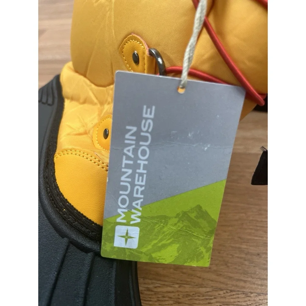 Mountain Warehouse Whistler Adaptive Snow Boots, Yellow, Big Kids Size‎ 6 NEW